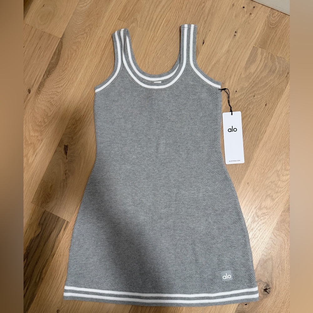 ALO Yoga Gray and White Knit tennis dress
